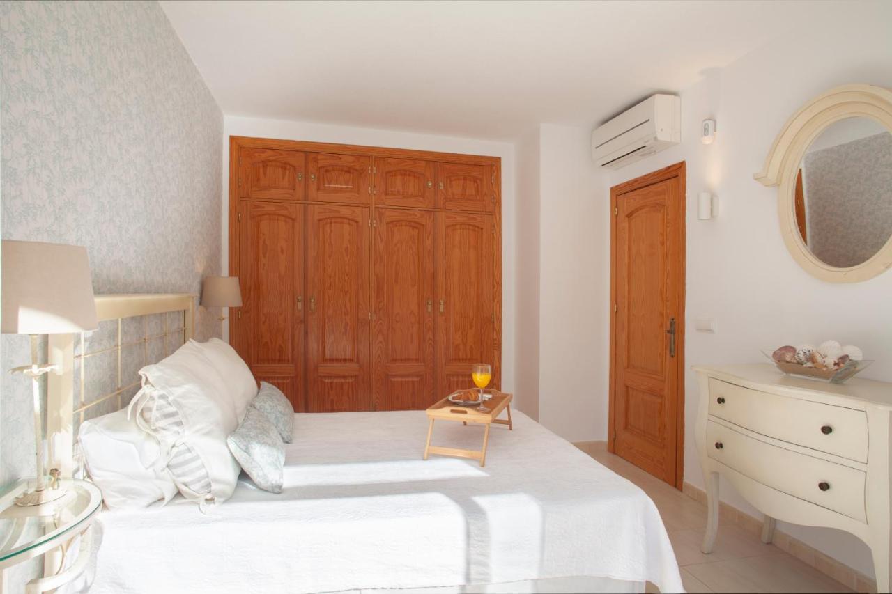 Bakari Koko Apartment ตอร์เรโมลิโนส ภายนอก รูปภาพ